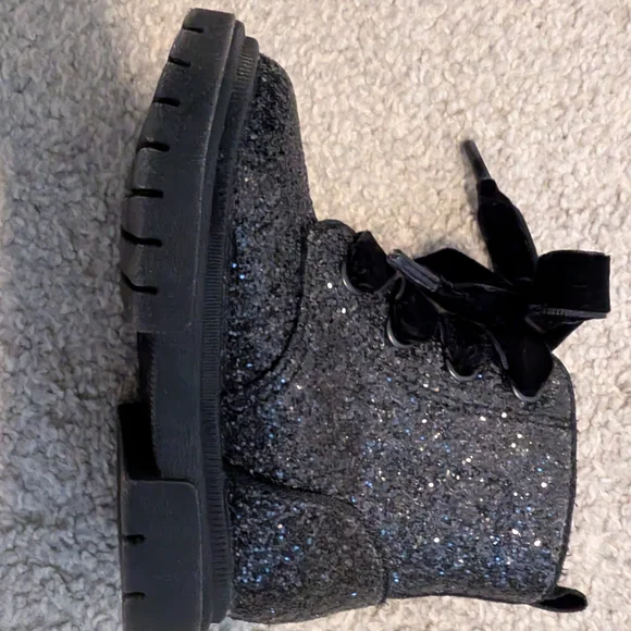 3 For $18 Cat & Jack Glittery Black Kids Boots - Picture 6 of 11